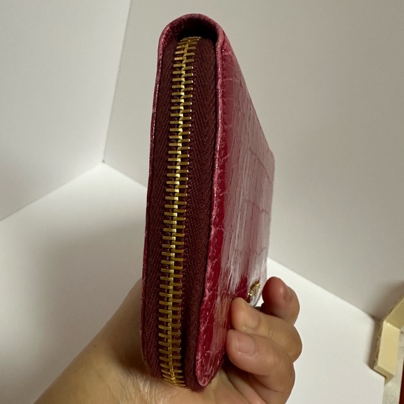 Miu Miu Patent Leather Snake Print Full Zip Large Wallet, Reddish Pink, VGUC - Picture 12 of 15